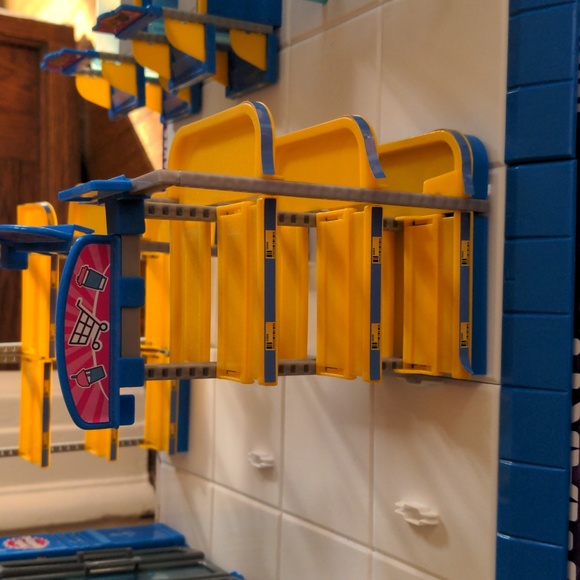 Mini Brands Mini Mart Series 3 - Picture 5 of 10